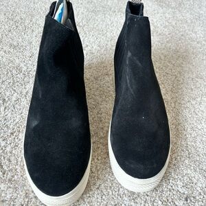Black Suede wedge sneaker 10